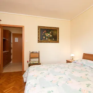 https://apartment-spanjic-studio.primorje-gorskikotar.com